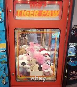 Vintage DREW'S TIGER PAW Plush Claw Machine Arcade Game WORKING