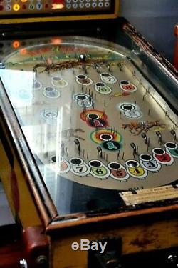Vintage Neck N Neck Daval Mfg Co Pinball Machine