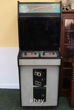 Vintage Nintendo Vs. Unisystem Atari RBI Baseball Arcade Game Machine Works