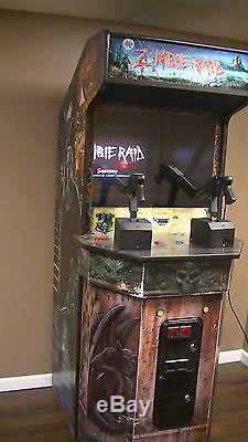 Zombie raid arcade machine