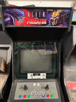 Alien Vs Arcade Machine Prédateur Par Capcom 1994 (excellent Condition) Rare