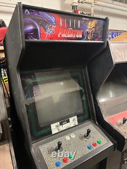 Alien Vs Arcade Machine Prédateur Par Capcom 1994 (excellent Condition) Rare