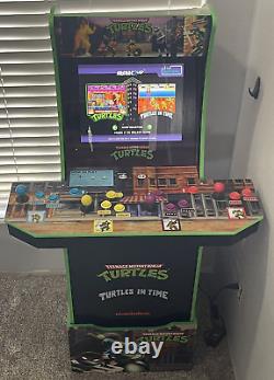 Arcade1Up Machine de cabinet d'arcade Teenage Mutant Ninja Turtles avec socle EUC