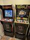 Arcade1up Machines De Mortal Kombat Et Street Fighter Avec Rehausseurs Génériques