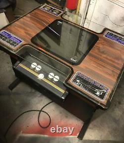 Asteroids Deluxe Arcade Cocktail Machine Par Atari 1980 (excellent État)