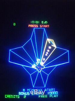 Atari Tempest Vecteur Couleur Xy Verticale Machine D'arcade Vidéo Graphique