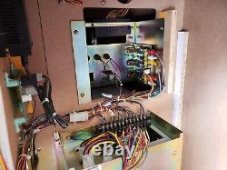 Augmentez le volume - Le précurseur (SX) Machine de danse d'arcade Cabinet Musée Rétro de qualité