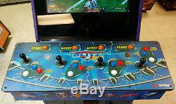 Blitz NFL 99 4 Arcade Joueur Machine Jeu Vidéo Avec 24 Travail Grande LCD