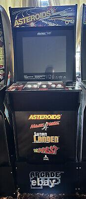 Cabinet Arcade1Up d'Asteroids avec rehausseur et spinner Arcade1Up officiel amélioré.