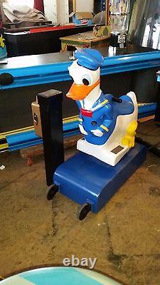 Donald Duck Kiddie Ride