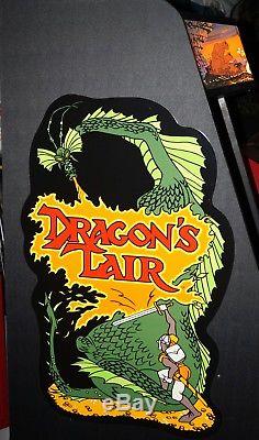 Dragon's Lair Arcade Machine Avec Dexter