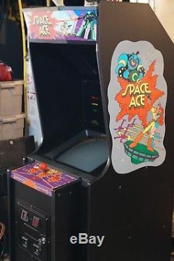 Espace Dédié Arcade Machine Plus Lair Du Dragon & Lair Du Dragon 2