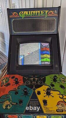 Gauntlet II 4-player Arcade Machine Jeu Vidéo Atari Avec Cabinet Original 1985