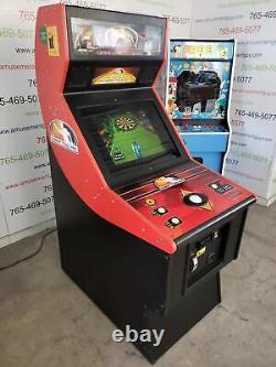 Golden Tee 2023 Pedestal par Incredible Technologies COIN-OP Arcade Video Game