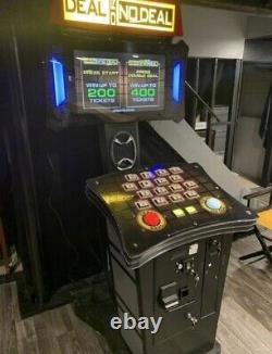 Ice Deal Or No Deal Arcade Machine - Version Rue