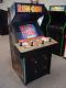 Konami's Classic Run & Gun Arcade Machine, Jeu De Basket Formidable