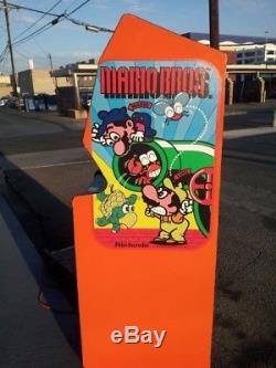 Les Frères Mario. Machine D'arcade Avec Monnayeur Los Angeles / South Bay Calif
