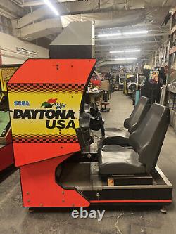 MACHINE D'ARCADE DAYTONA par SEGA 1994 (Excellent) RARE