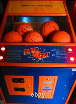 Machine D'arcade De Bassetball Supérieure Par Skeeball (excellent État)