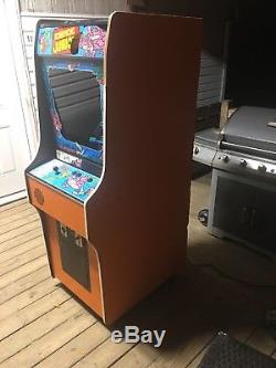 Machine D'arcade Pleine Grandeur Remise À Neuf Originale De Donkey Kong Jr 1982