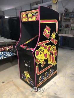 Machine Pacade Arcade Noire Restaurée, Mise À Niveau
