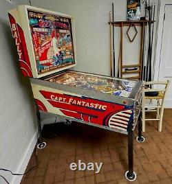 Machine à flipper BALLY CAPTAIN FANTASTIC de 1976 jeu d'arcade vintage Elton John