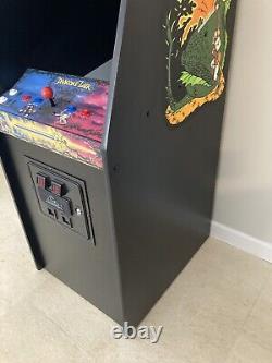 Machine d'arcade Dragon's Lair en taille réelle avec LaserDisc classique Daphne et plusieurs jeux