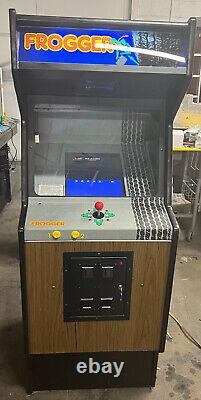 Machine d'arcade FROGGER par SEGA 1981 (excellent état) RARE
