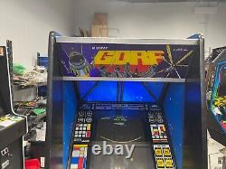 Machine d'arcade GORF Original Stand Up de 1981 par MIDWAY restaurée et magnifique
