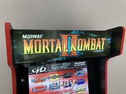 Machine d'arcade Midway Mortal Kombat Arcade 1Up Legacy Edition avec Riser 12 jeux