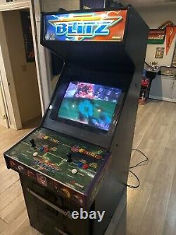 Machine d'arcade Midway NFL Blitz