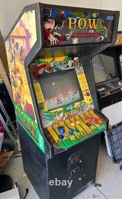Machine d'arcade POW Vintage en état de marche, tout d'origine.
