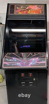 Machine d'arcade Tempest Atari Classic Originale de 1981 Restaurée