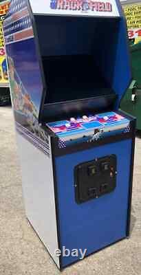 Machine d'arcade Track & Field Coin Op avec de nouvelles pièces et un moniteur LCD Sharp