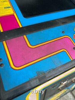 Machine d'arcade de Mme PAC-MAN