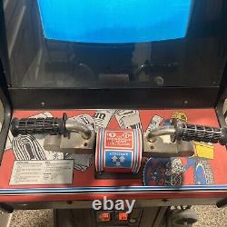 Machine d'arcade du journaliste de rue originale Wow! La perle rare des salles d'arcade, l'écran s'est éteint.