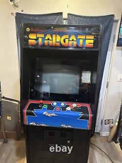 Machine d'arcade originale Stargate de Williams en 1981, WOW