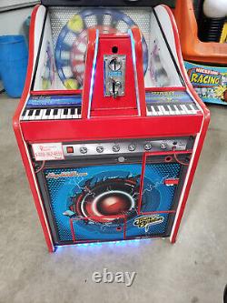 Machine de jeu d'arcade BAY TEK JAM SESSION avec ticket de remboursement de jetons