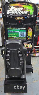 Machine de jeu vidéo de conduite d'arcade assis rapide et furieux avec écran LCD de 25 pouces Paul Walker F3