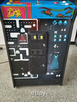 Mme Pacman / Galaga / Jeu De Machine Arcade