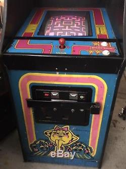 Ms Pac Man Arcade Machine De Jeu Vidéo À Jetons Play Bally Midway Pacman