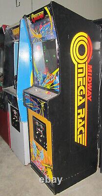 Omega Race Arcade Machine Par Midway 1981 (excellent Condition) Rare