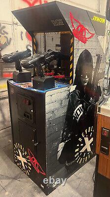 REVOLUTION X MACHINE D'ARCADE par MIDWAY 1994 (Excellente Condition)