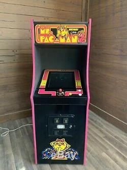 Restauré Noir Mme Pacman Arcade Machine, Réaménagées Pour Jouer 412 Jeux