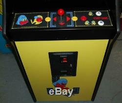 Restauré Pacman Arcade Machine Upgraded Pour Jouer 60 Jeux! Pac-man