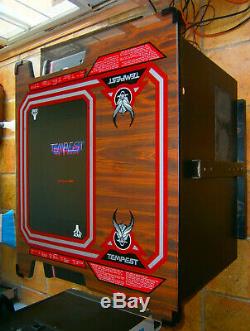Tempest Machine De Jeu D'arcade Vidéo Atari Asseoir Cocktail Grande Forme De Travail