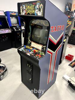 Très bien restauré Jeu d'arcade Double Dragon de 1987 de Taito