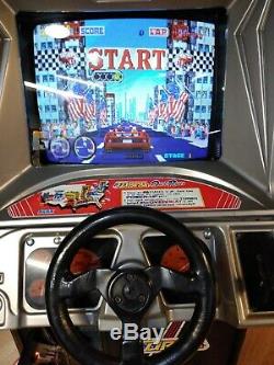 Turbo Outrun Arcade Game Machine Works Prend Beaucoup De Temps